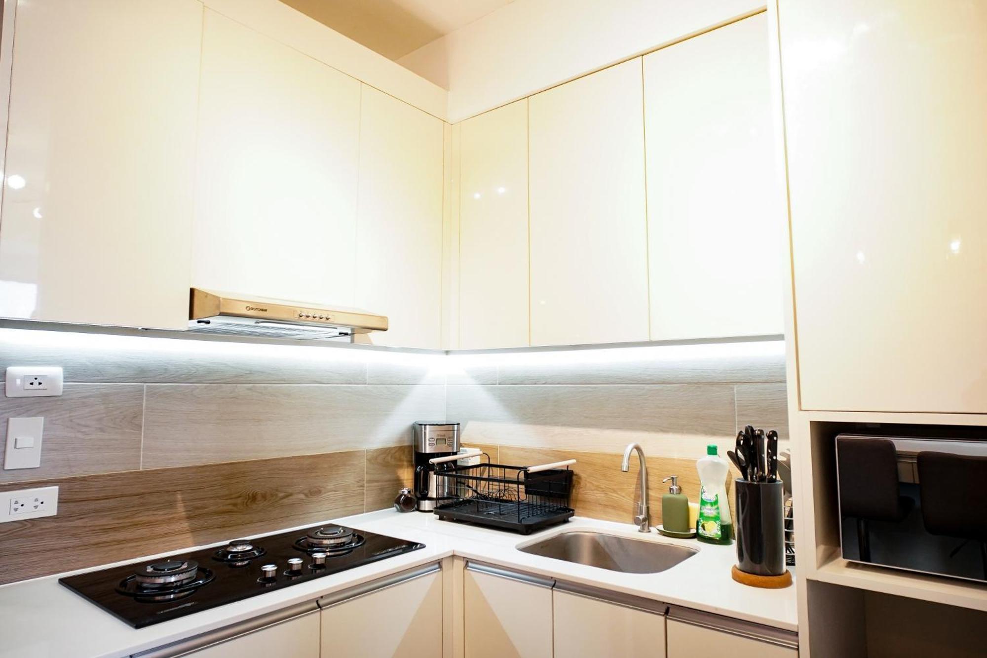 Modern Designed Studio Condo Near Ayala Centrio Cagayán de Oro Exterior foto